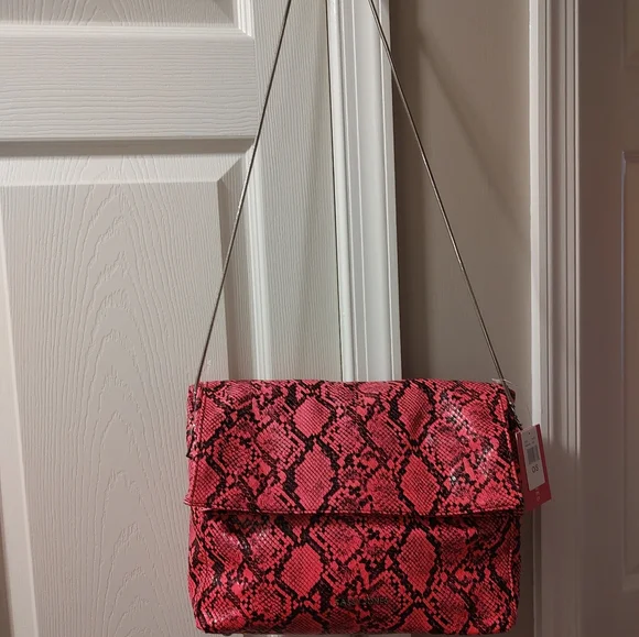 New Sassy Jones Pink Snake Print Women's Bag - Picture 1 of 4